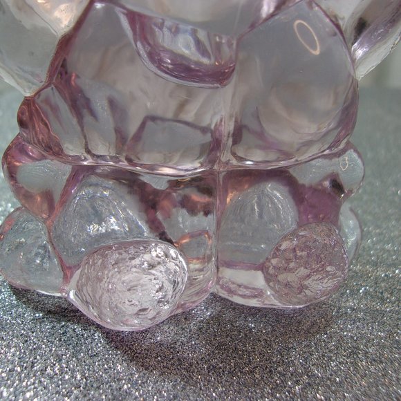 H-139 VINTAGE WILKERSON GLASS BUNNY RABBIT EGG HOLDER IN PINK - Picture 8 of 13